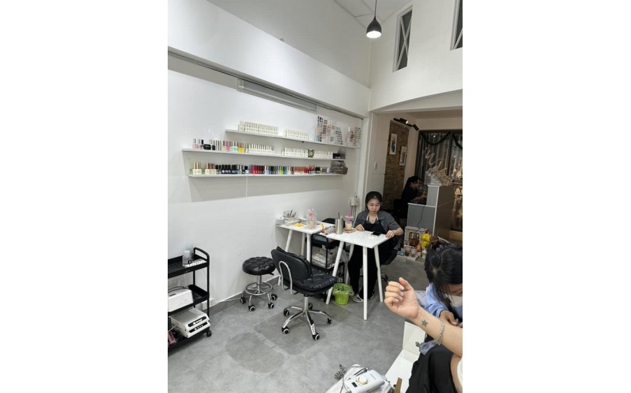 Cho thuê Mặt bằng đường Thành Thái, Setup sẵn làm Nail Spa - 3/10 Thành Thái, P14, Q10