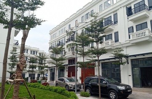 Phân lô Phú Diễn 60m2 5 tầng đường hè rộng, giá đầu tư