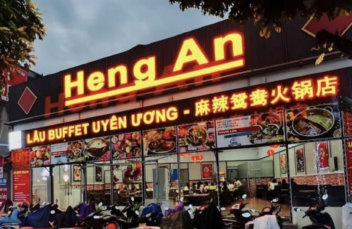 Góc Sang Nhượng nhà hàng tại 284 Nguyễn Tất Thành – Khai Quang