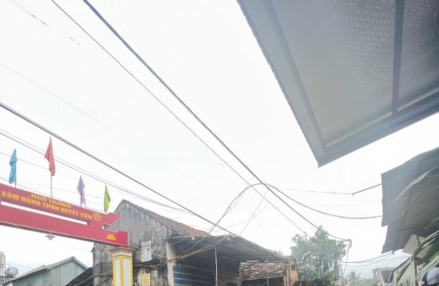 Lô góc KINH DOANH mặt đường ô tô tránh chạy thông - sát thị trấn chúc Sơn 
- diện tích 70m góc 3 mặt thoáng