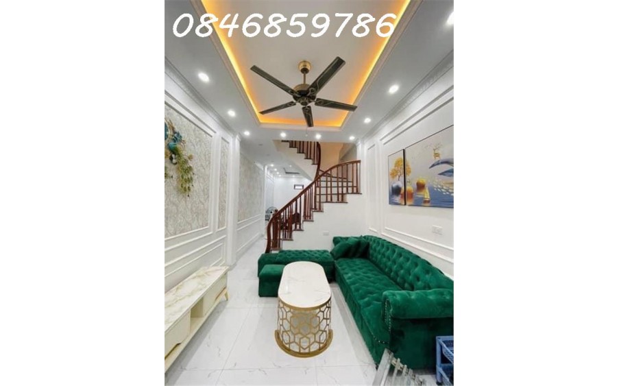 BÁN GẤP NHÀ MỚI-NGÕ THÔNG-TẶNG FULL NỘI THẤT-TRUNG TÂM CẦU GIẤY,132m2,Giá 4,95 Tỷ(Thương Lượng)