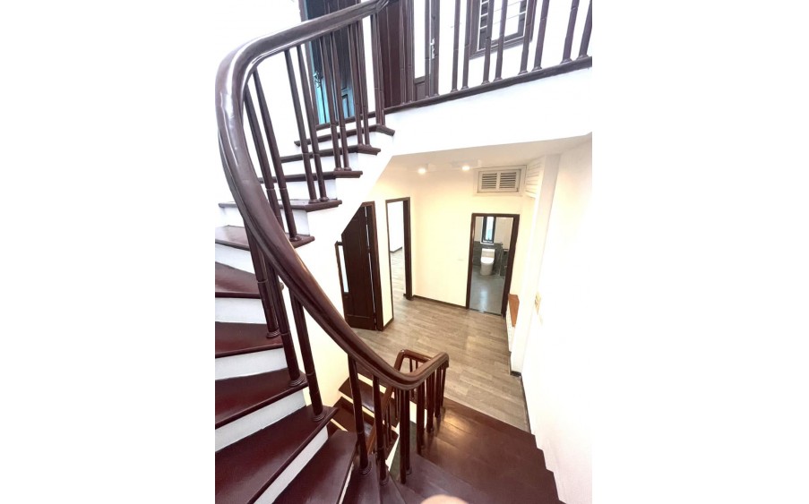 BÁN NHÀ LIỄU GIAI - LÔ GÓC - 3 OTO TRÁNH - KINH DOANH - 55x6 TẦNG - GIÁ 16,5 TỶ