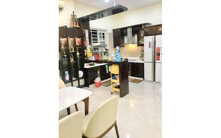 Bán Nhà Đường Phạm Văn Đồng, Thủ Đức, DT 79M2, 3T, HXH Tránh, Giá Chỉ Hơn 6 Tỷ, Sổ Sang Tên Ngay