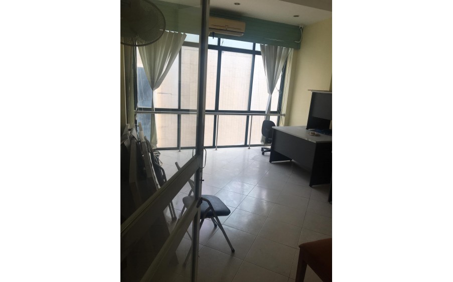 Cho thuê nhà ngõ ô tô tránh Thái thịnh - đống đa - 70m - 7 tầng - 7 ngủ - 28 triệu/tháng (có thương lượng)