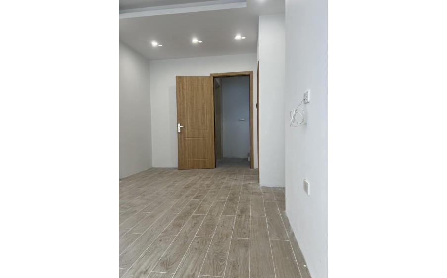 CHO THUÊ NHÀ NGÕ THỊNH HÀO 1, 6 TẦNG, DT SÀN 25M2 - CÓ THANG MÁY - Ở, VP, KD CÁC MÔ HÌNH ĐỀU ĐỈNH, GIÁ 20 TRIỆU/THÁNG LH ngay 0936397767