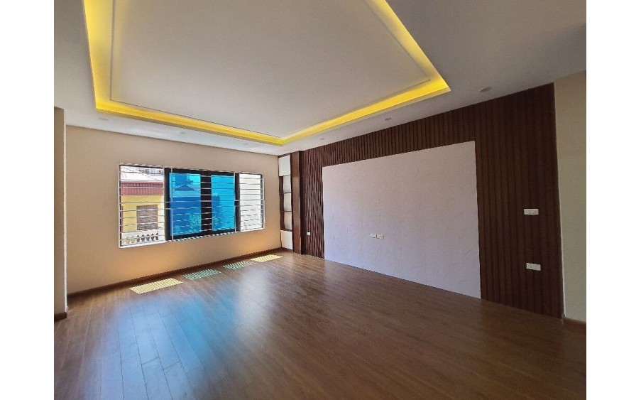 cho thuê Văn phòng, Kinh doanh, Spa tại Ngõ 132 Khương Trung, Thanh Xuân HN 50m2 thang máy