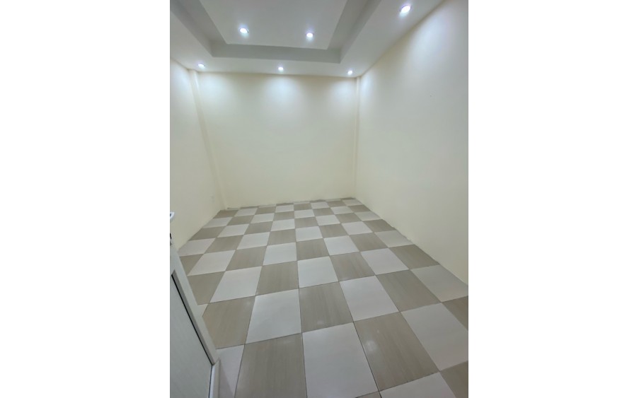 Bán nhà Thuỵ Khuê, Tây Hồ, Nhà Đẹp ở Luôn, Phân Lô, 40m2, 5 tầng, 6.5 tỷ