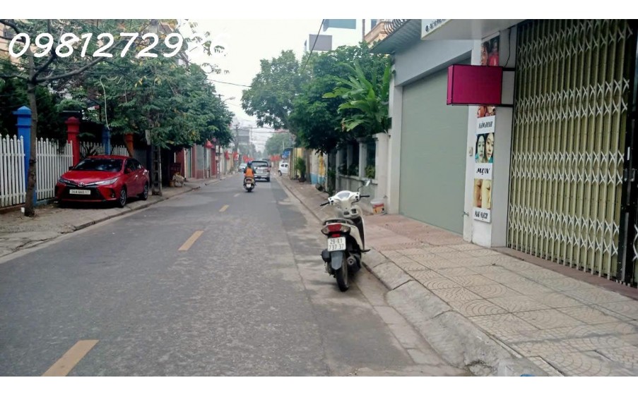 CHỦ NHÀ NGỘP NỢ NGÂN HÀNG CẦN RA ĐI  MẢNH ĐẤT SÀI ĐỒNG LONG BIÊN , 45 m NHÀ 4 TẦNG MT 4 m ĐƯỜNG TRÁNH Ô TÔ , KINH DOANH GẦN CHỢ.  Giá Chào 4,8 tỉ (