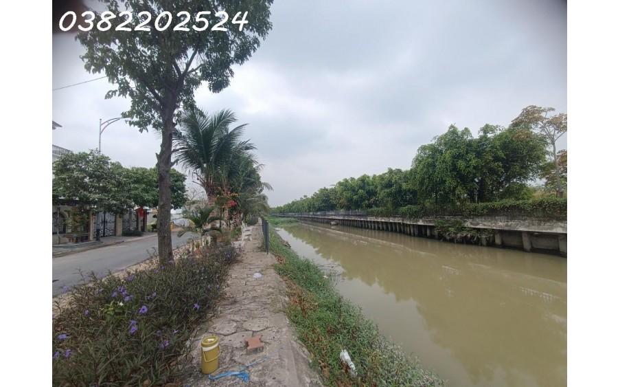 Bán đất 256m2, Lô góc 3 mặt tiền giá 7,1ty còn TL , View sông