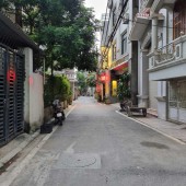 Siêu phẩm nhà đẹp phố Đàm Quang Trung,Long Biên-lô góc-có gara ô tô-thang máy- giá chỉ 10.5 tỷ