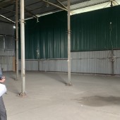 Cho thuê kho xưởng 1000m2 có thể cắt lẻ ra 630m và 370m ở Trần Phú , Hoàng Mai, xe container đỗ cửa bảo vệ vòng ngoài