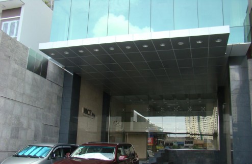 Bán Tòa Nhà Hầm 10 Tầng - MT Điện Biên Phủ đoạn siêu rộng 120m - DT 10 x 38.5m - View Landmark81