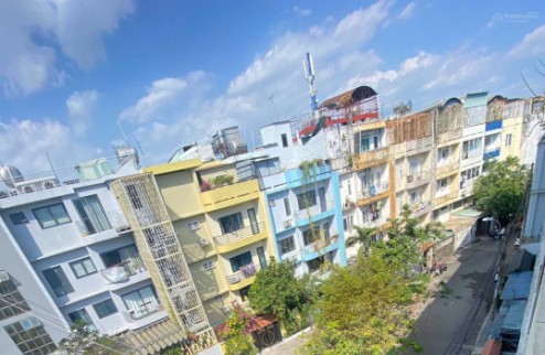 Bán nhà có hầm sát sông Sài Gòn đường Bình Lợi P. 13 Bình Thạnh, 5x20m, 4 tầng đúc, giá 12.5 tỷ TL