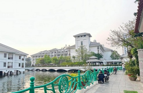 Bán Nhà phố Từ Hoa 2 mặt thoáng view Hồ Tây diện tích 306m2 giá 126 tỷ.