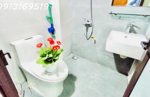 BÁN CCMN CỰC ĐẸP TRUNG TÂM PHÚ ĐÔ LÔ GÓC 98M2 7T 9PKK DOANH THU 1.5 TỶ/NĂM, GIÁ CHỈ HƠN 16 TỶ