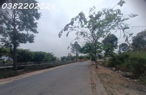 Bán đất 256m2, Lô góc 3 mặt tiền giá 7,1ty còn TL , View sông