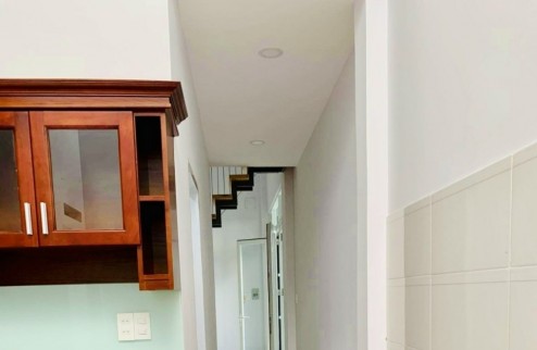 Cần Bán GẤP Nhà Hoàng Hoa Thám Bình Thạnh  49M²(4*11,2) - 2Tầng - 2PN - Giá Chỉ 4,35 tỷ