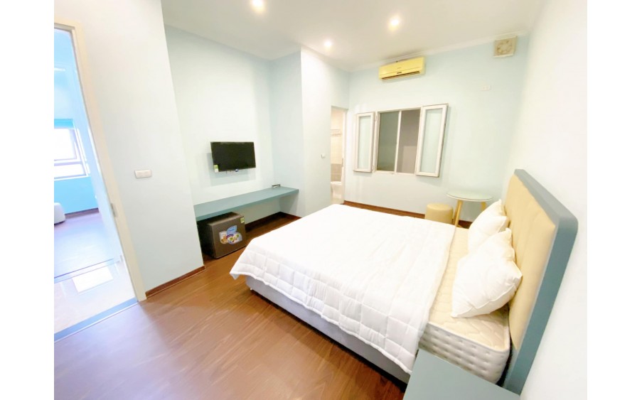 Bán Nhà Phố Trần Duy Hưng Quận Cầu Giấy. 114m Xây 8 Tầng Mặt Tiền 4,5m Nhỉnh 27 Tỷ. Cam Kết Ảnh Thật Mô Tả Chính Xác. Chủ Cần Bán Nhanh. 1102