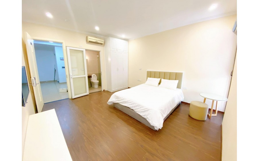 Bán Nhà Phố Trần Duy Hưng Quận Cầu Giấy. 114m Xây 8 Tầng Mặt Tiền 4,5m Nhỉnh 27 Tỷ. Cam Kết Ảnh Thật Mô Tả Chính Xác. Chủ Cần Bán Nhanh. 1102