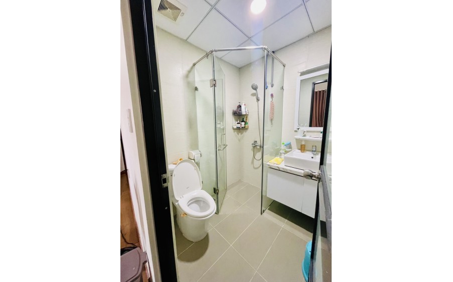 Chính chủ cần cho thuê căn hộ flora novia 57m2 2 phòng ngủ full nội thất ở liền view mát cả ngày chỉ 11tr/th