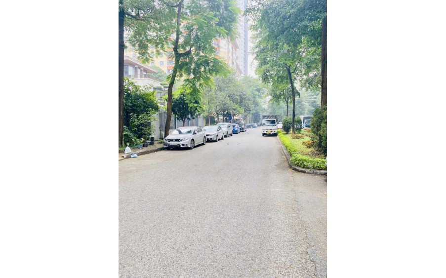 Bán Biệt Thự Tây Nam Linh Đàm, Quận Hoàng Mai, 200m x 4T, Mt 10m. Giá 40 ty.