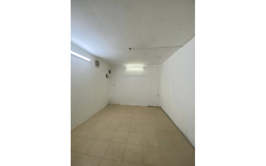 Cho thuê MBKD Tầng 1, ngõ 13 phố Khuất Duy Tiến, 45m, MT 3,5m giá 10 triệu/tháng 0936397767