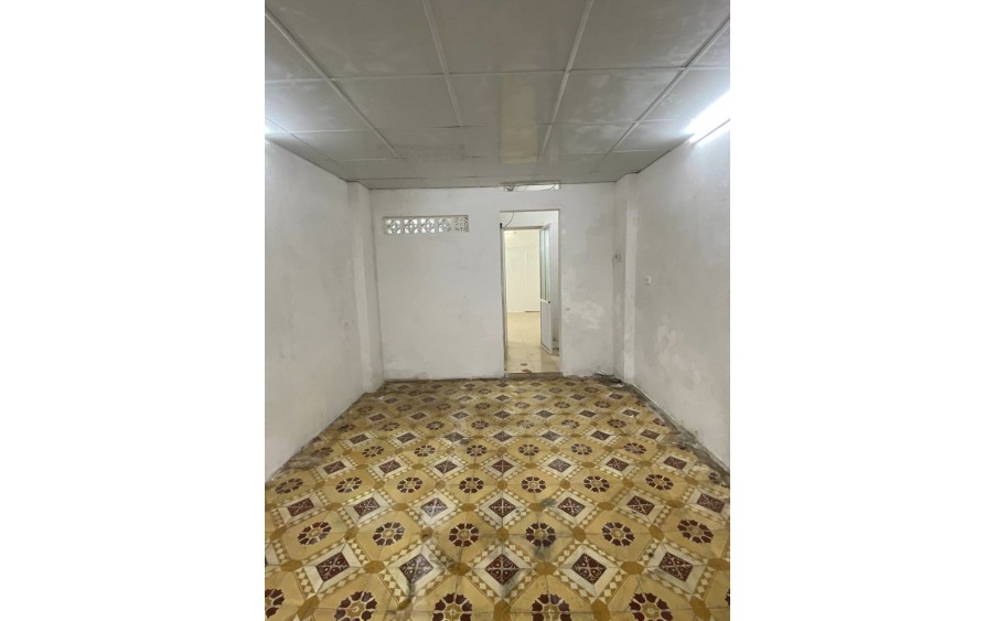 Cho thuê MBKD Tầng 1, ngõ 13 phố Khuất Duy Tiến, 45m, MT 3,5m giá 10 triệu/tháng 0936397767
