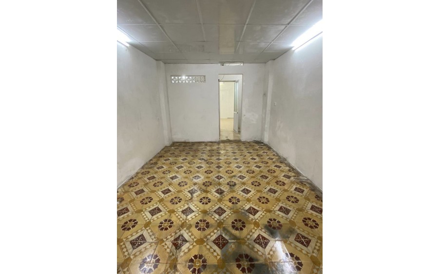 Cho thuê MBKD Tầng 1, ngõ 13 phố Khuất Duy Tiến, 45m, MT 3,5m giá 10 triệu/tháng 0936397767
