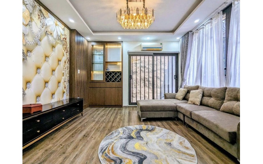 Nhà MAI DỊCH 70m PHÂN LÔ - THANG MÁY – KINH DOANH