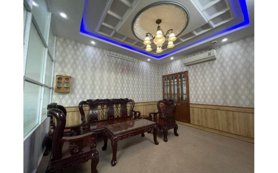 LÊ VĂN THỌ - P14 - LÔ GÓC 2 MẶT TIỀN 12M CÓ VỈA HÈ - CHỦ GẤP BÁN TRẢ NỢ NGÂN HÀNG - CÓ DÒNG TIỀN 18TR/THÁNG - GIẢM HẲN 2 TỶ 2 - GIÁ CHÀO MỚI CHỈ 9.6