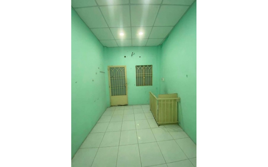 Bán nhà nhỏ 2 tầng, Huỳnh Văn Chính, Tân Phú, 11m2 , cho thuê 5tr/tháng, giá nhỉnh 1 tỷ