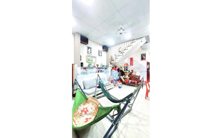 Bán nhà mặt tiền - Dương dương hôị - phước long b - 79m2 - 2 tầng - sổ hồng chính chủ - ở ngay.