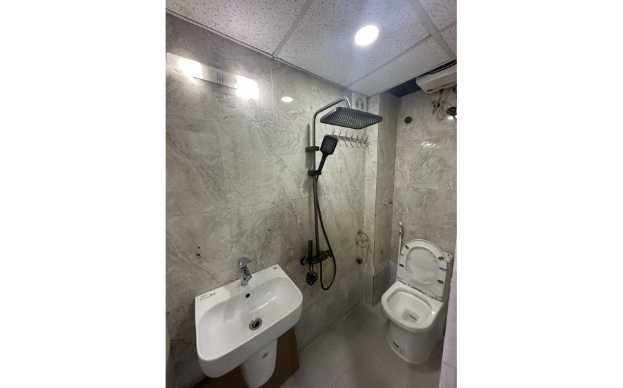 SIÊU PHẨM ĐỐNG ĐA  23M 5 TẦNG M T2.7  GIÁ 3.1 TỶ HÀNG HÓT