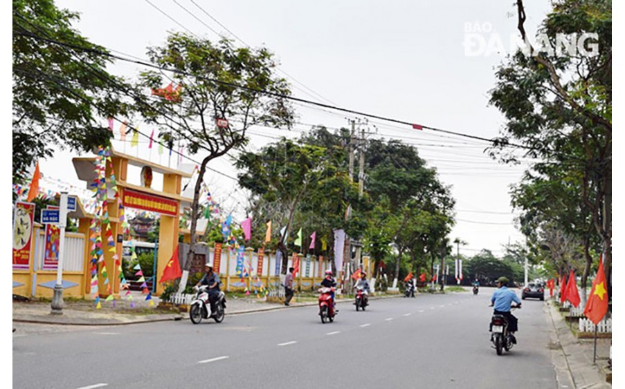 Mặt tiền kinh doanh Nguyễn Công Trứ 300m2 - đường 10,5m- cách biển 500m chỉ 8,x tỷ.