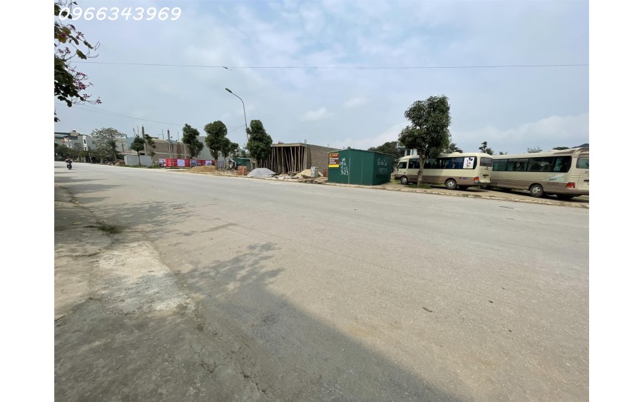 ĐẤT NỀN HÀNG CAU.  XÂY ĐƯỢC NGAY. CÓ SỔ RIÊNG,  LH: 0966343969