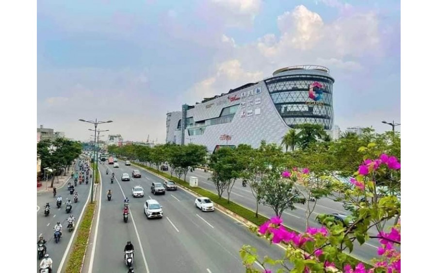 Bán 108m2 Đất, Hiệp Bình Chánh, Đối diện Gigamall, Ô tô 4m, chỉ nhỉnh 4 tỷ