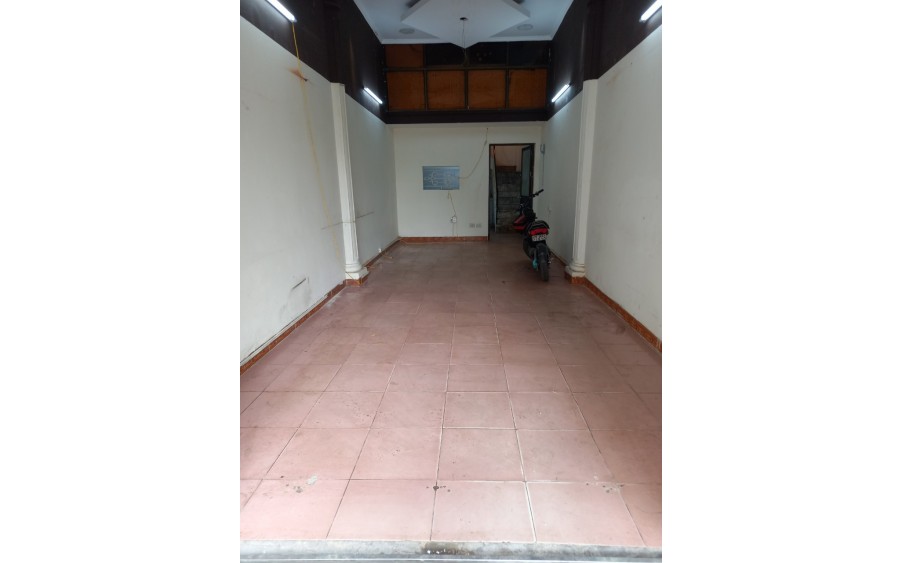 40m2, Tầng 1, Chính chủ cho thuê nhà mặt tiền/mặt bằng/văn phòng, đường Nguyễn Chánh, Phường Trung Hoà, Quận Cầu Giấy