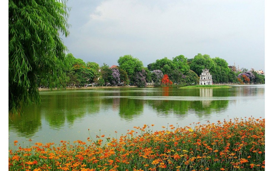 Bom Tấn, View Hồ Gươm, 130m, Mt 5.8m, 110 tỷ.