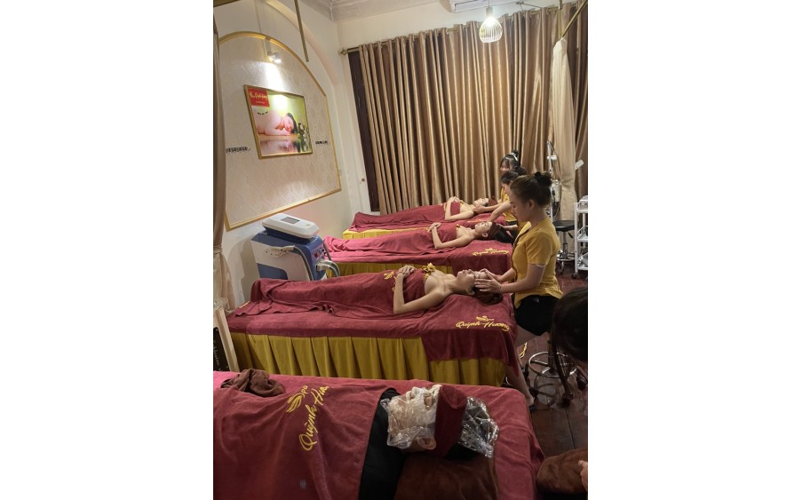 Cần sang nhượng spa khu vực hoàng quốc việt cầu giấy