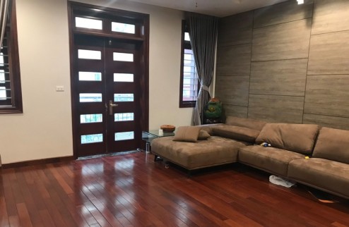 Bán nhà Kim Giang- Hoàng Mai, 70 m2, 4 tầng, giá 13,9  tỷ.