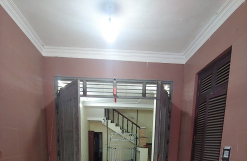 Cho thuê nhà đẹp 4 tầng 2 ngủ full đồ ở Giảng Võ, Ba Đình. 7.5tr