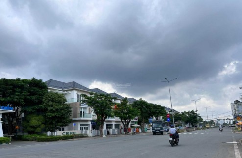 Siêu vị trí mặt tiền 10x28m Nguyễn Văn Bá ngay Ga Metro, Thủ Đức giá: 40 tỷ