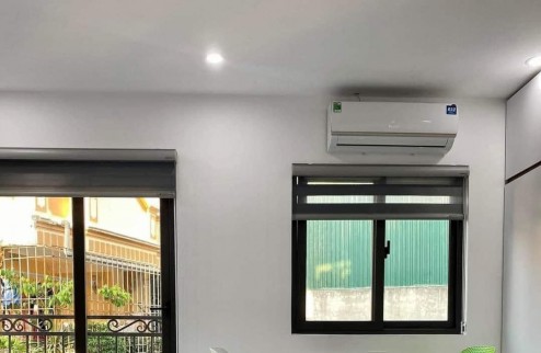 BÁN CHDV - CẦU GIẤY - DT 49M2 x 6 TẦNG. 

CHDV DÒNG TIỀN KHỦNG HIỆU SUẤT 720 TRIỆU/ NĂM, LÔ GÓC, THANG MÁY, FULL ĐỒ, LUÔN KÍN PHÒNG

+