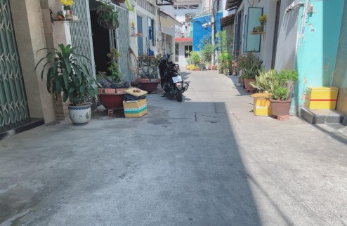 Tân Sơn Nhì 90m2 hẻm xe 7 chỗ  gần chợ nhà 3 phòng ngủ ngang 4.2m nở hậu7m.