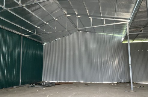 Cho thuê kho xưởng tại Yên Xá, Tân Triều, Hà Nội. Diện tích 220m , xưởng cao 6m xe container đỗ cửa giá 80k/m