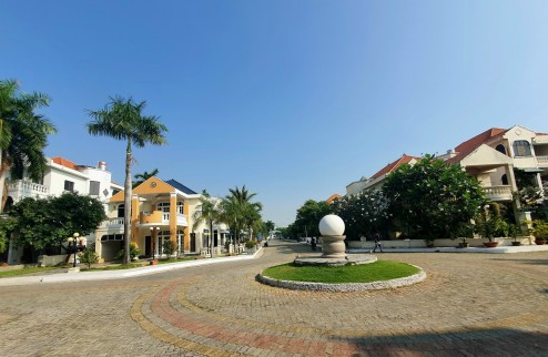Villa An Phú Đông 12 mặt tiền sông SG đối diện Vạn Phúc, 700m2 giá 40 tỷ