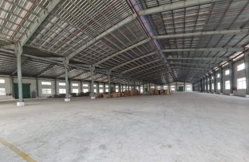 Cho thuê xưởng Phú Chánh Tân Uyên. diện tích xưởng 6380m2/giá 3.3 USD (không phí quản lí)