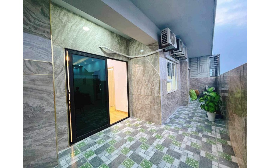 Bán gấp căn hộ chung cư Vip Thanh Hà , Hà Đông , 70m2, 2 ngủ , 2wc, full nội thất xịn