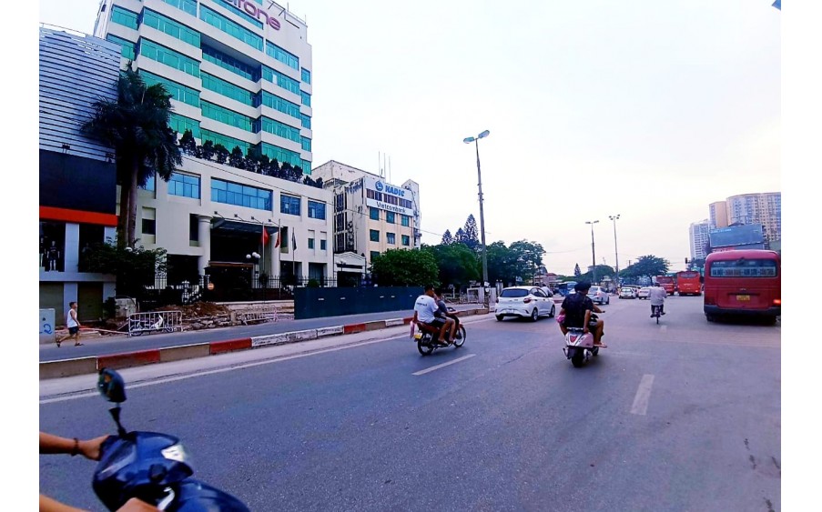 Bán Nhà, Mặt phố Kim Đồng, Kinh Doanh Sầm uất, 120m x 5T. Giá 26 tỷ.