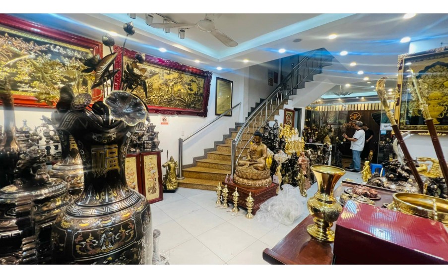 Bán Nhà, Mặt phố Kim Đồng, Kinh Doanh Sầm uất, 120m x 5T. Giá 26 tỷ.